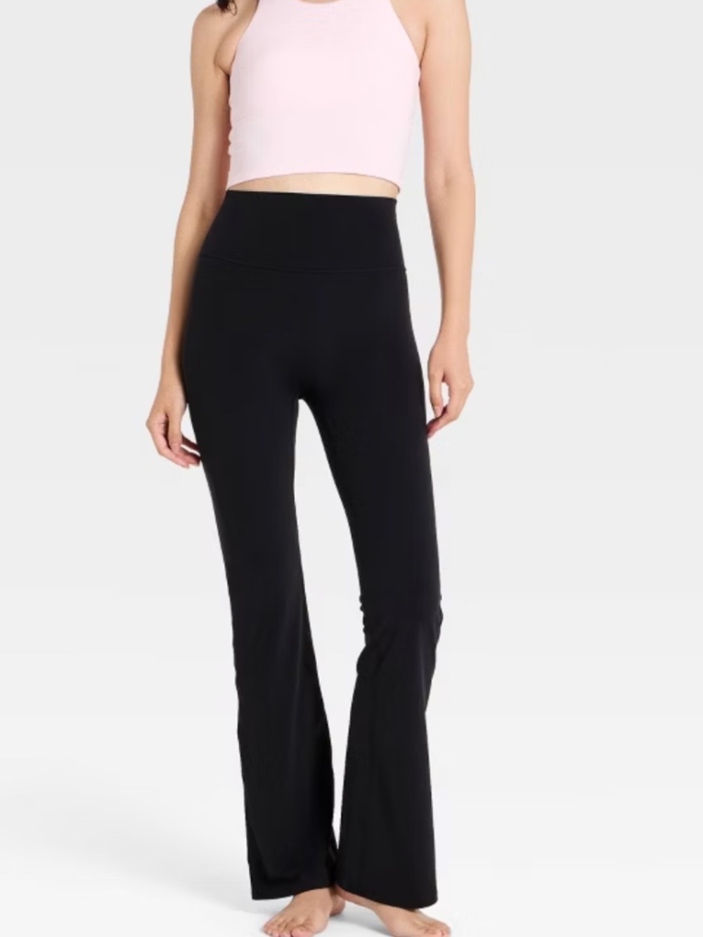 NWT Women's Everyday Soft Ultra High-Rise Flare Leggings Black M